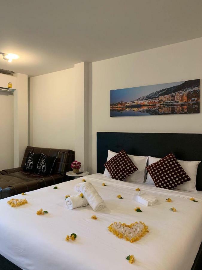 Hotel Beam House Patong Exterior foto