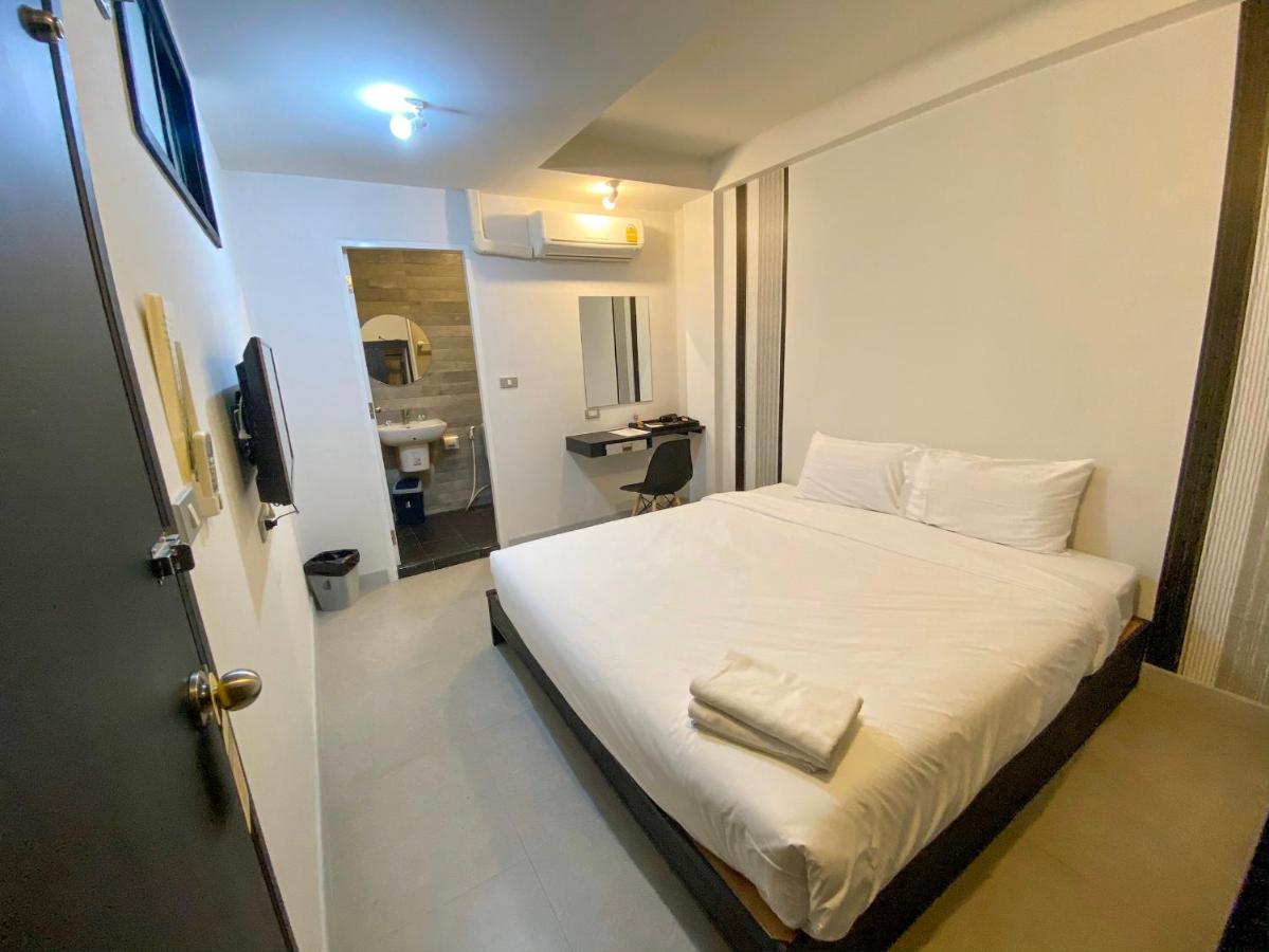 Hotel Beam House Patong Exterior foto